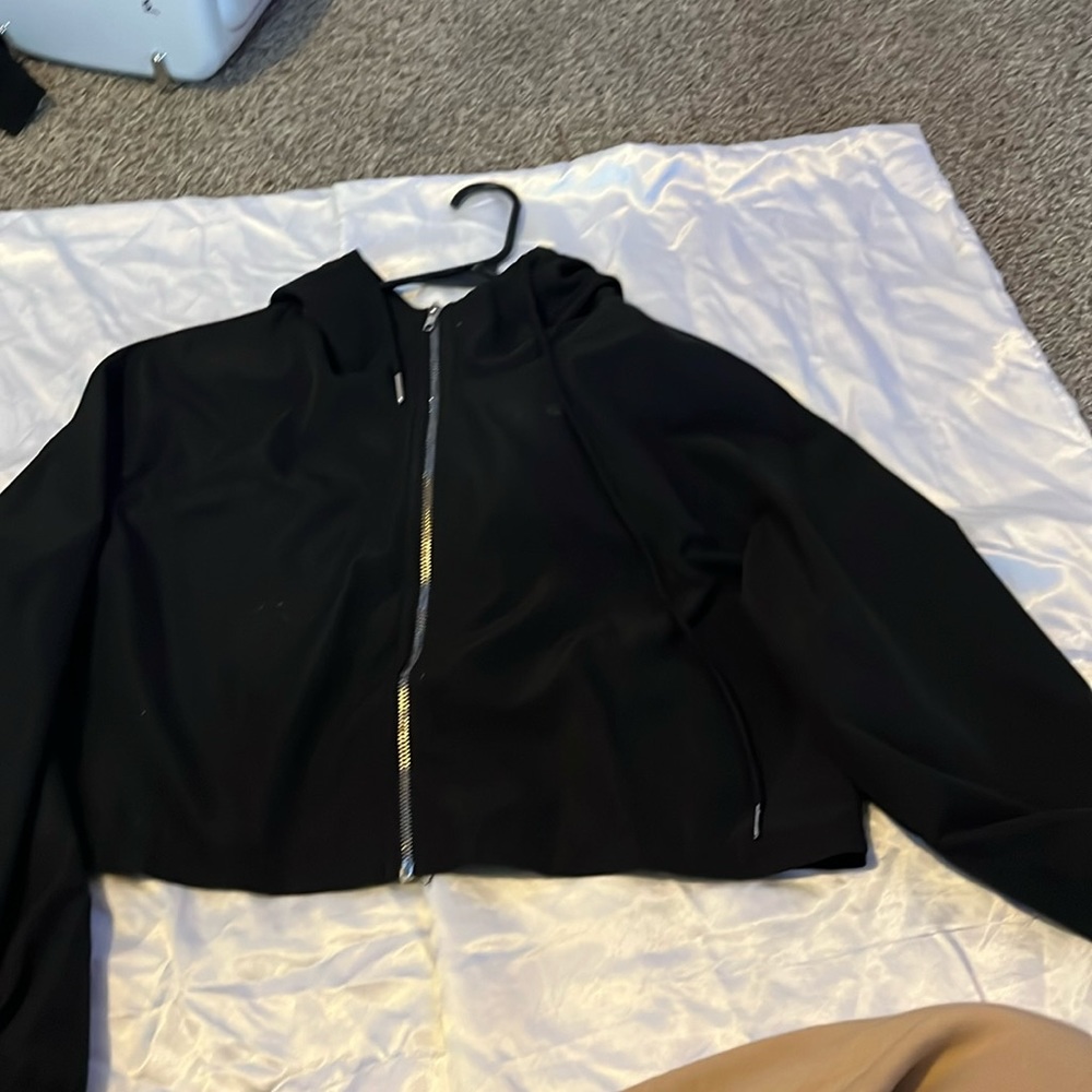 Cropped Zip Up Mesh Jacket With Hood